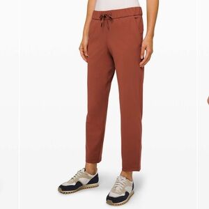 LULULEMON On the Fly 7/8 Track Pants Rustic Clay Colour Size 8 Women’s